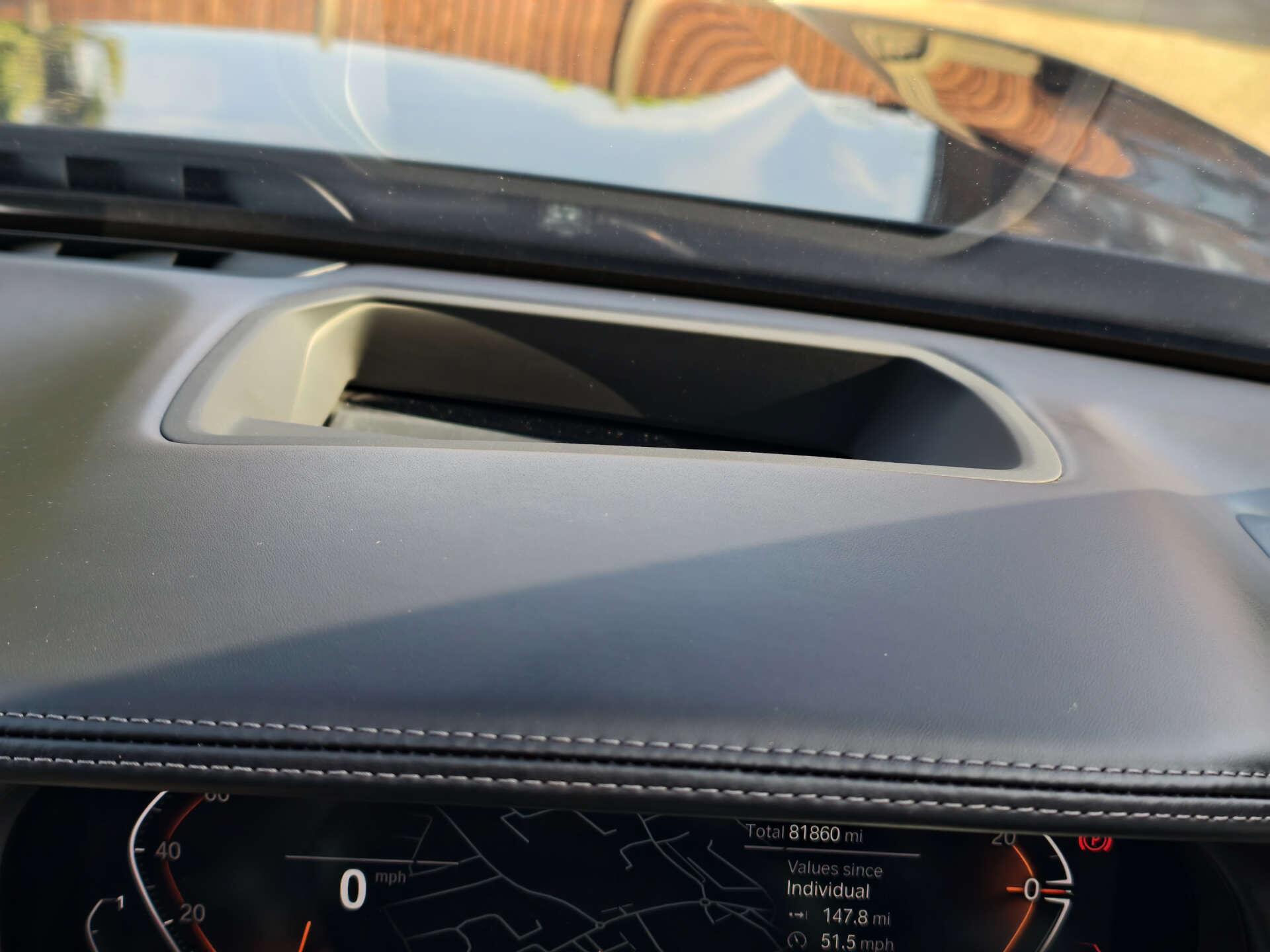 BMW 7 Series view 31