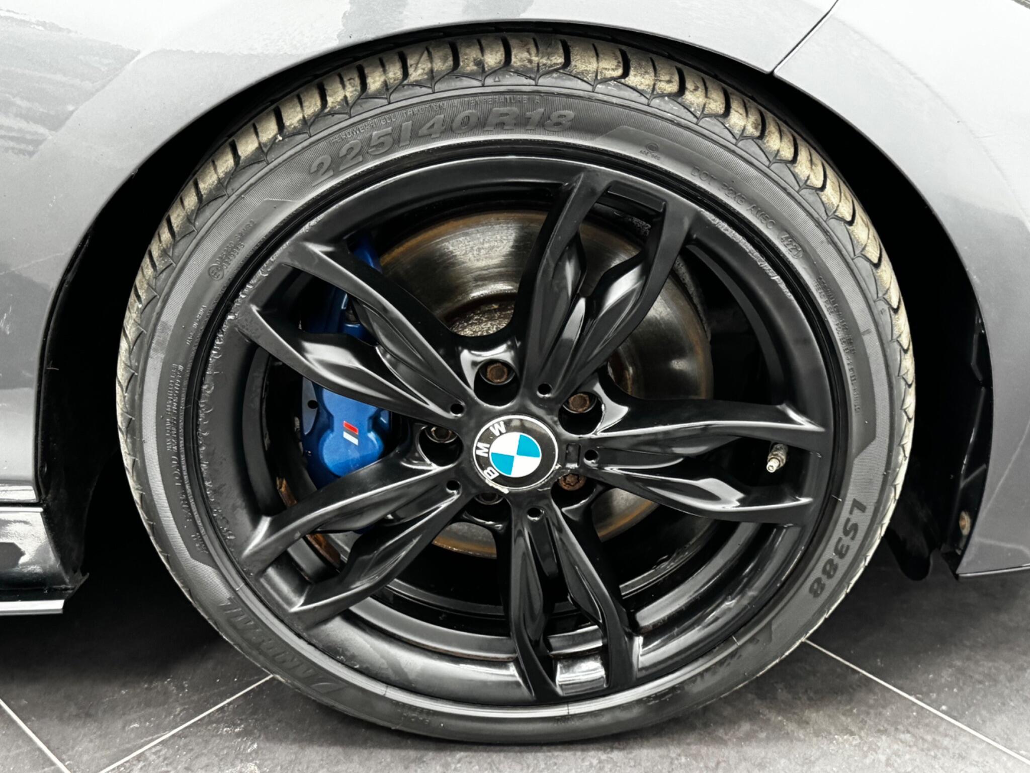 BMW 2 Series view 66