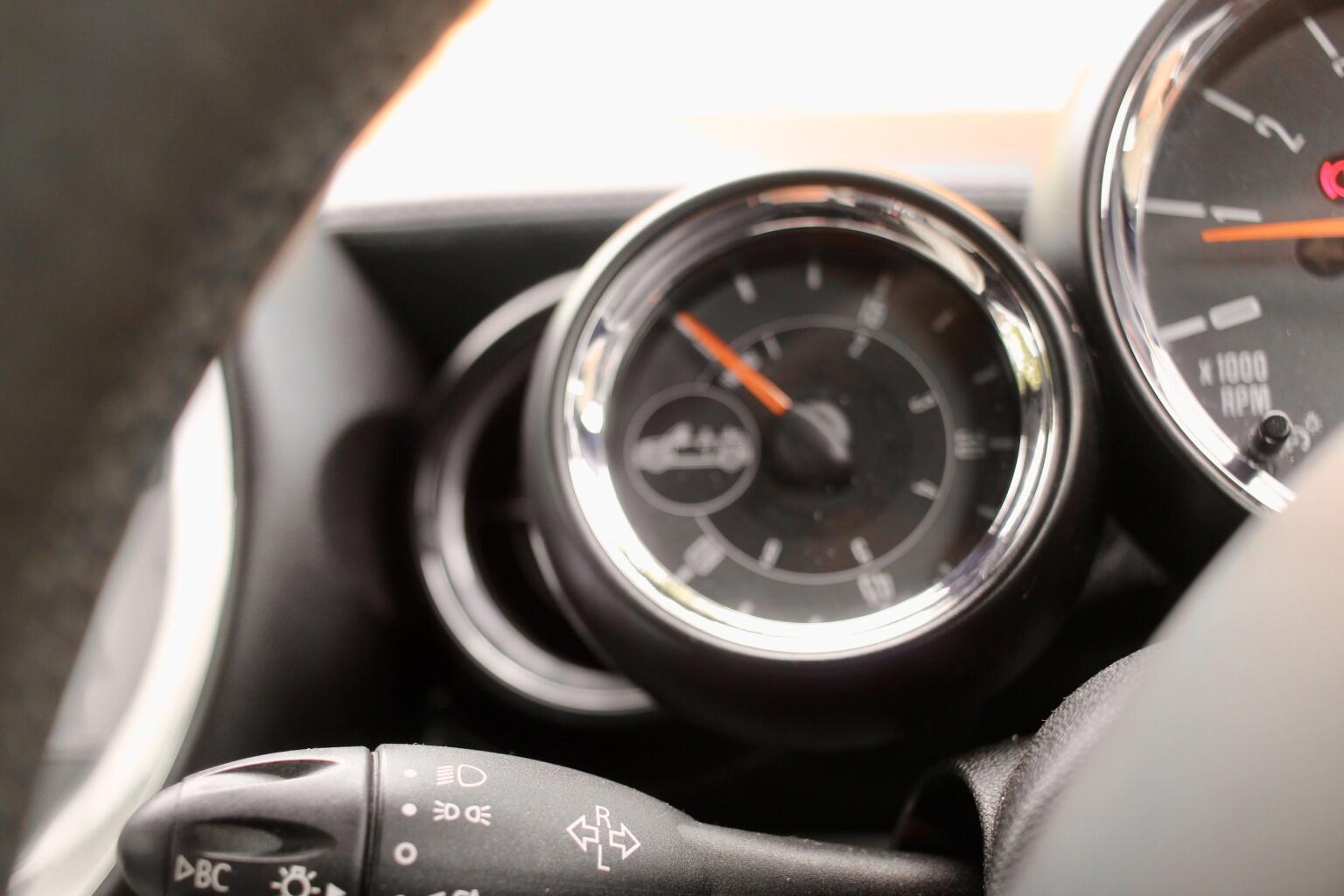Mini Roadster view 24
