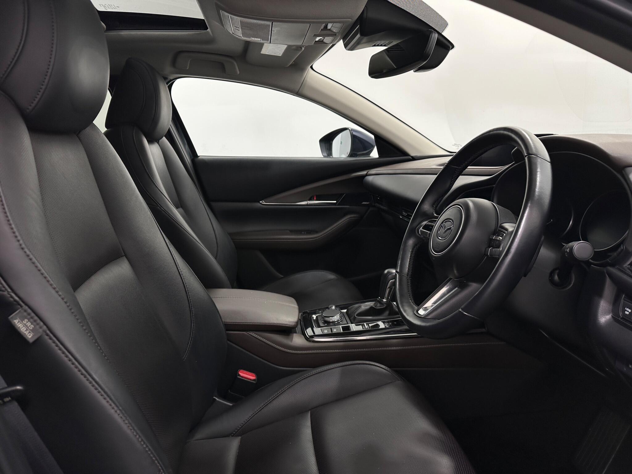 Mazda CX-30 view 30