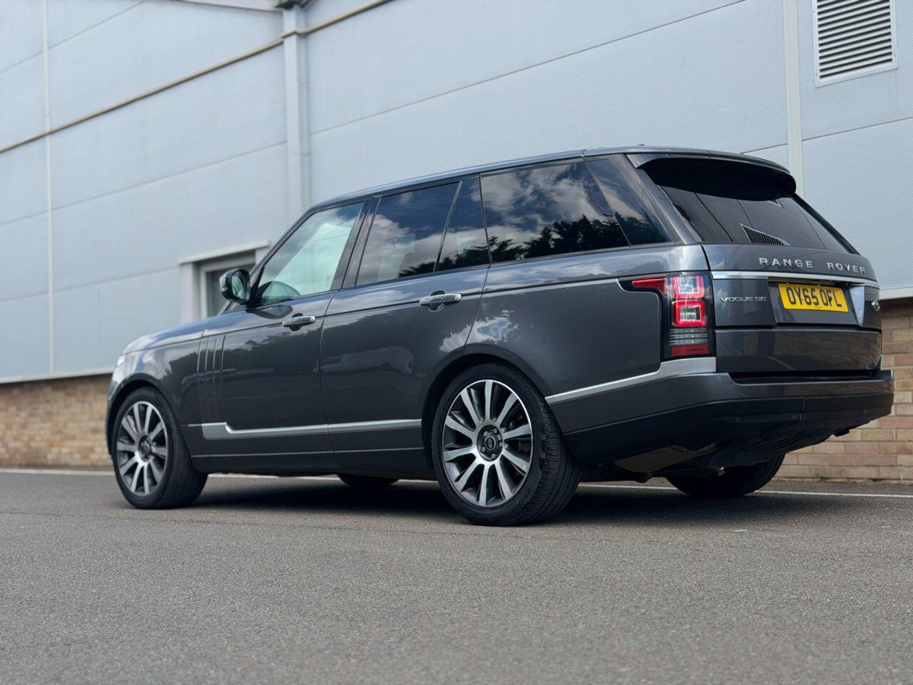 Land Rover Range Rover view 127