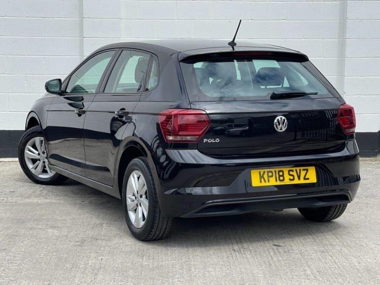 Volkswagen Polo view 4