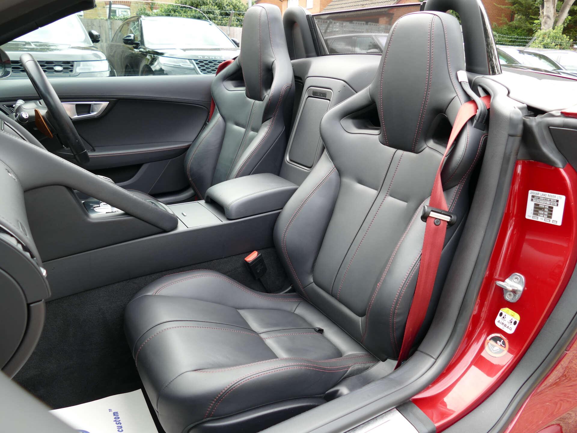 Jaguar F-Type view 43