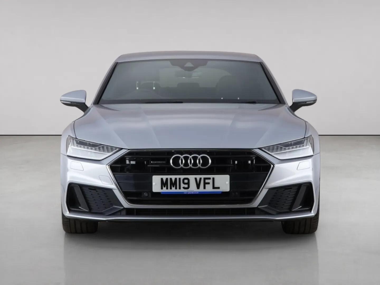 Audi A7 view 5
