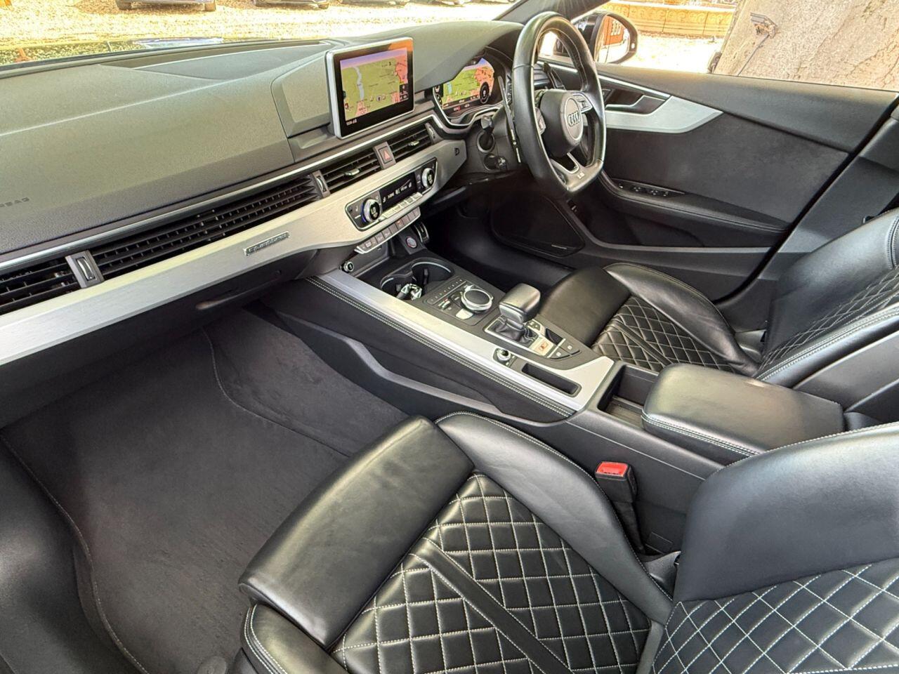 Audi Audi S5 view 22