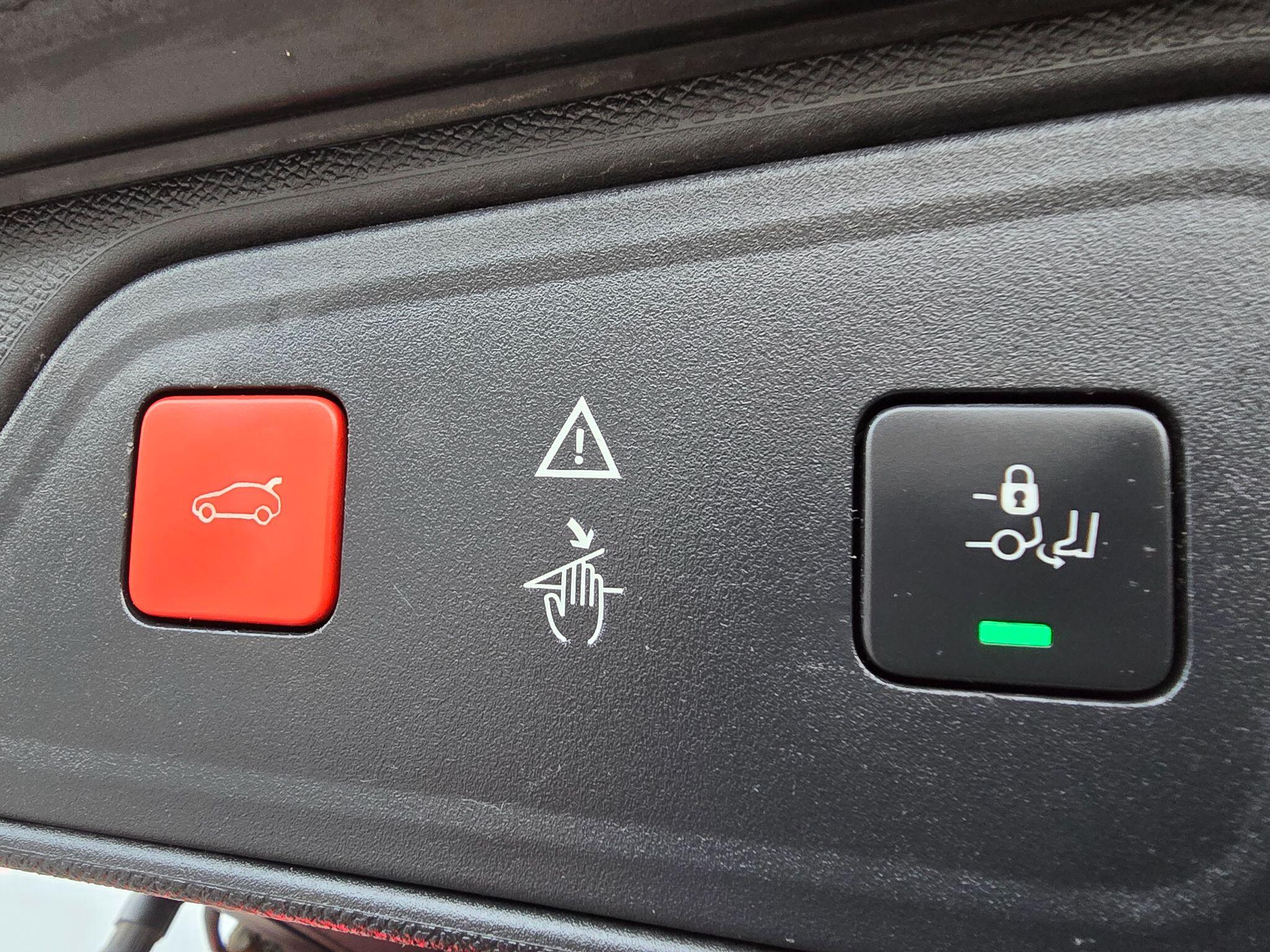 Peugeot 3008 view 23