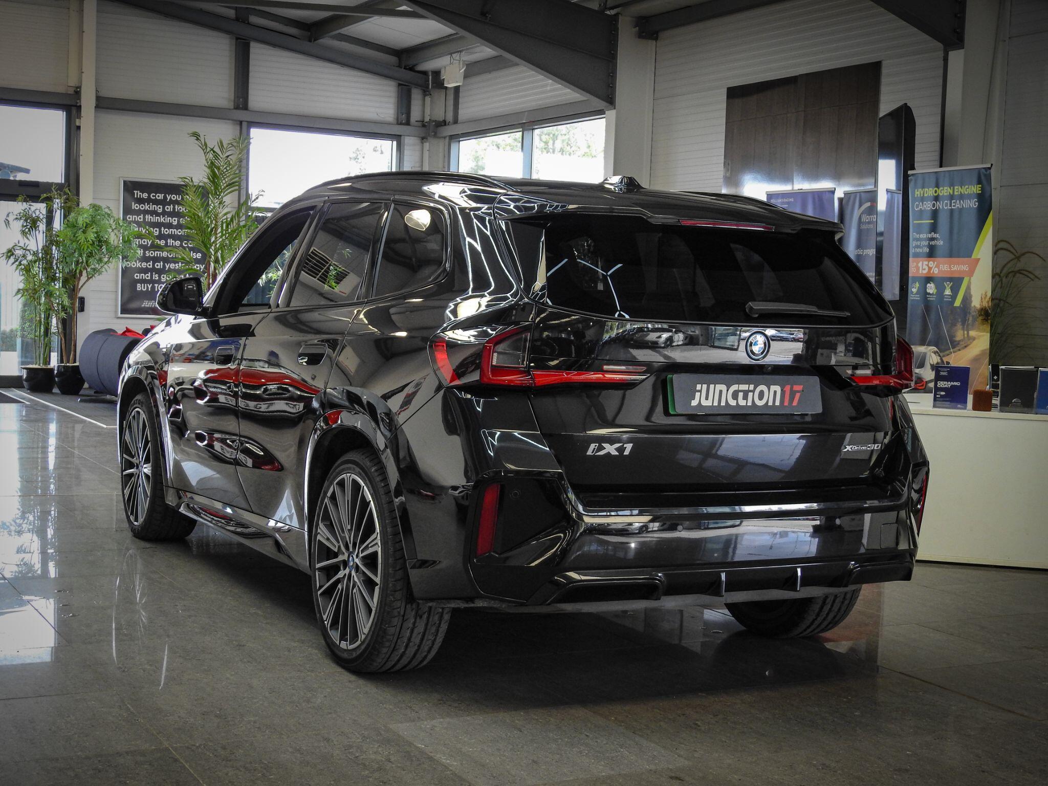 BMW Ix1 view 14