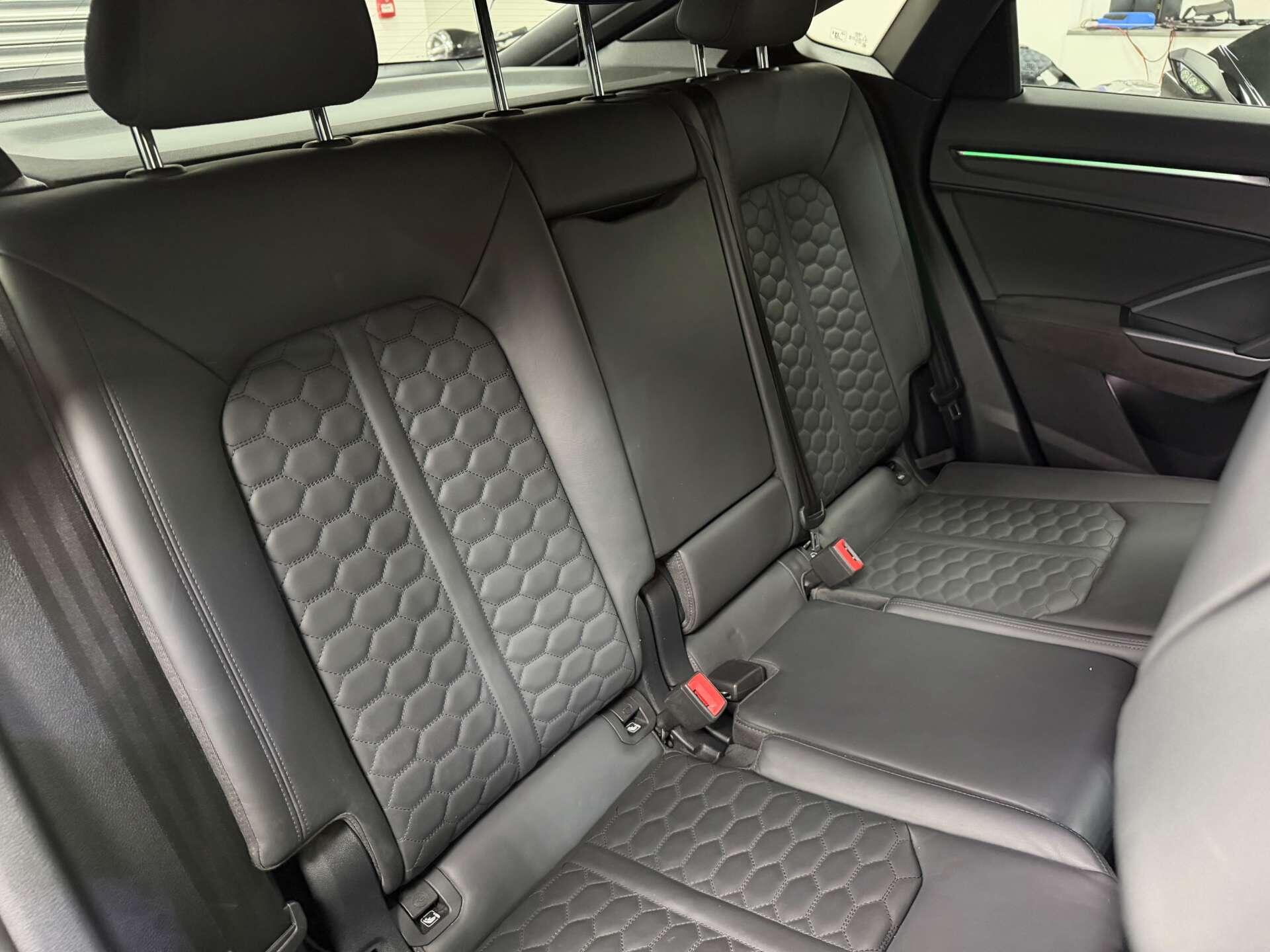 Audi RS Q3 view 35