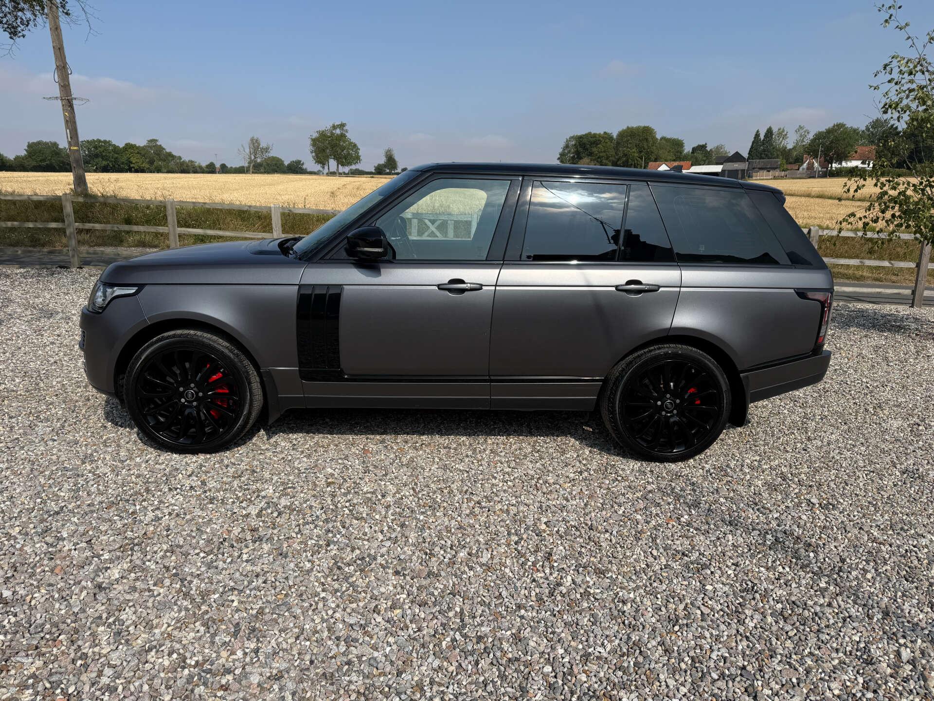 Land Rover Range Rover view 5
