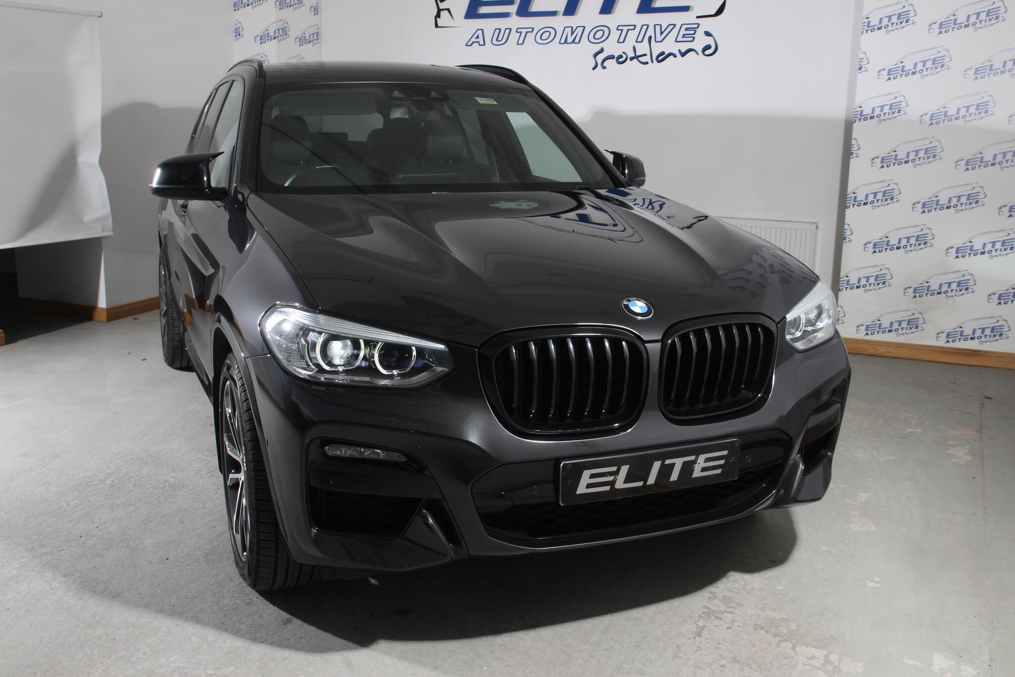 BMW X3 view 4