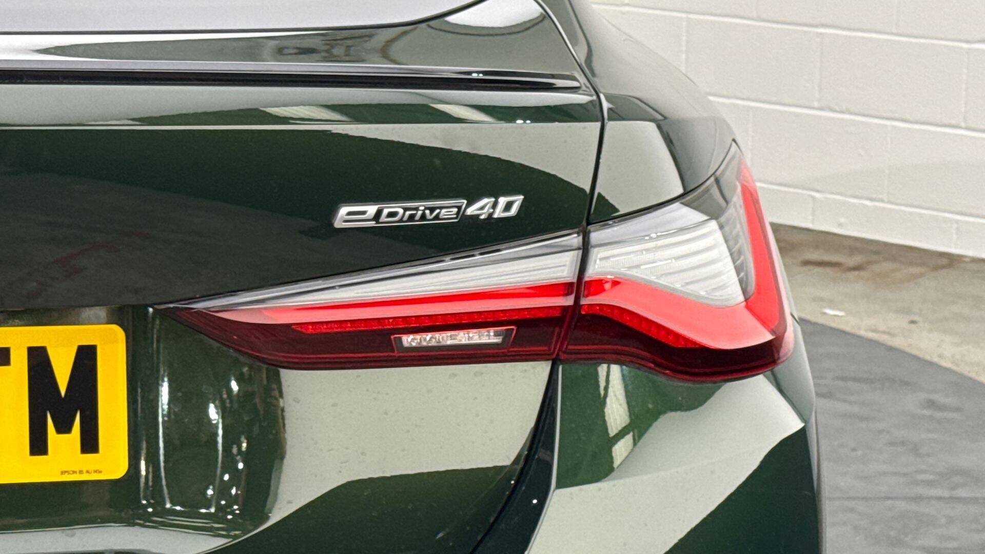 BMW I4 view 23