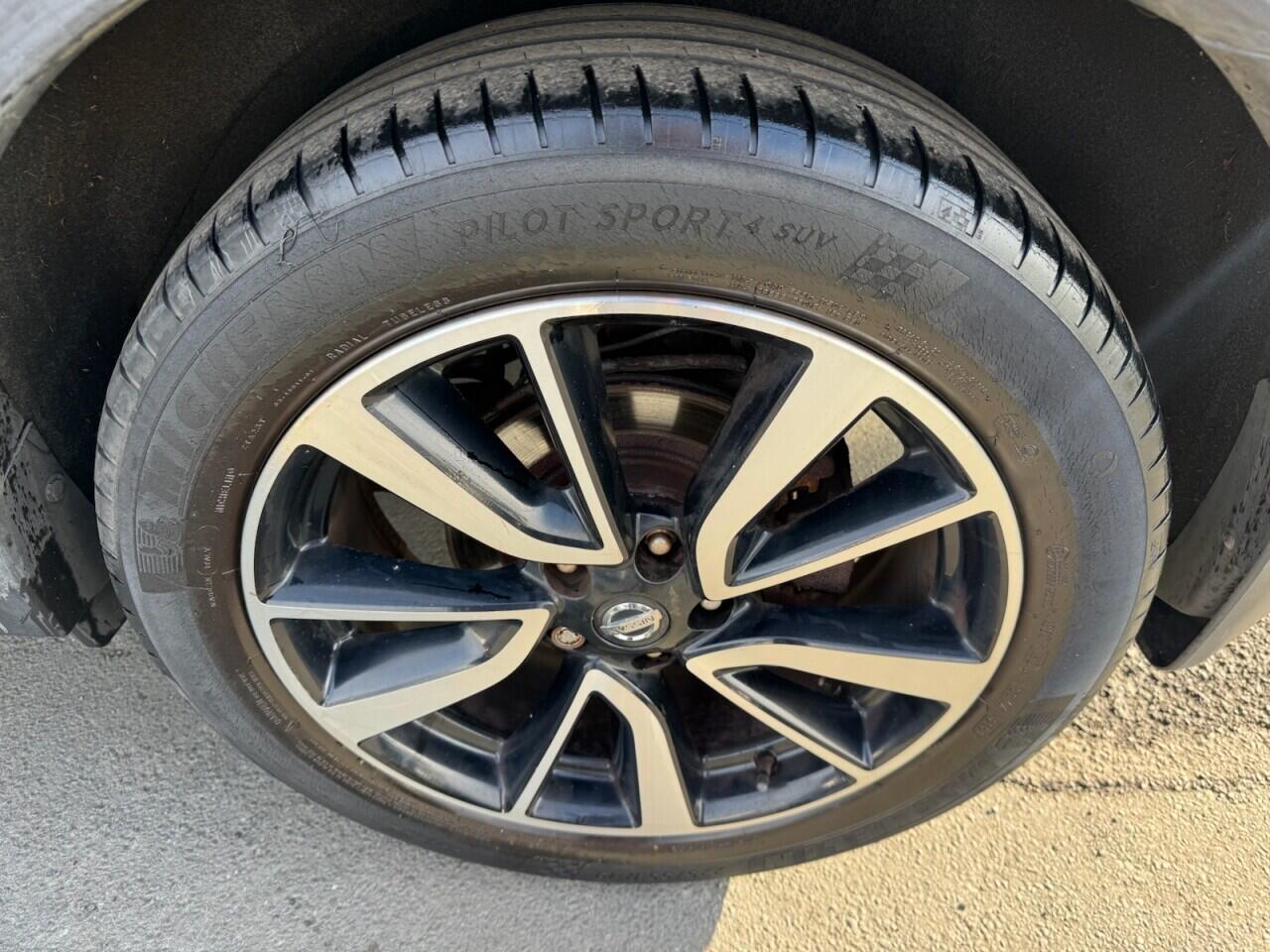 Nissan X-Trail view 48