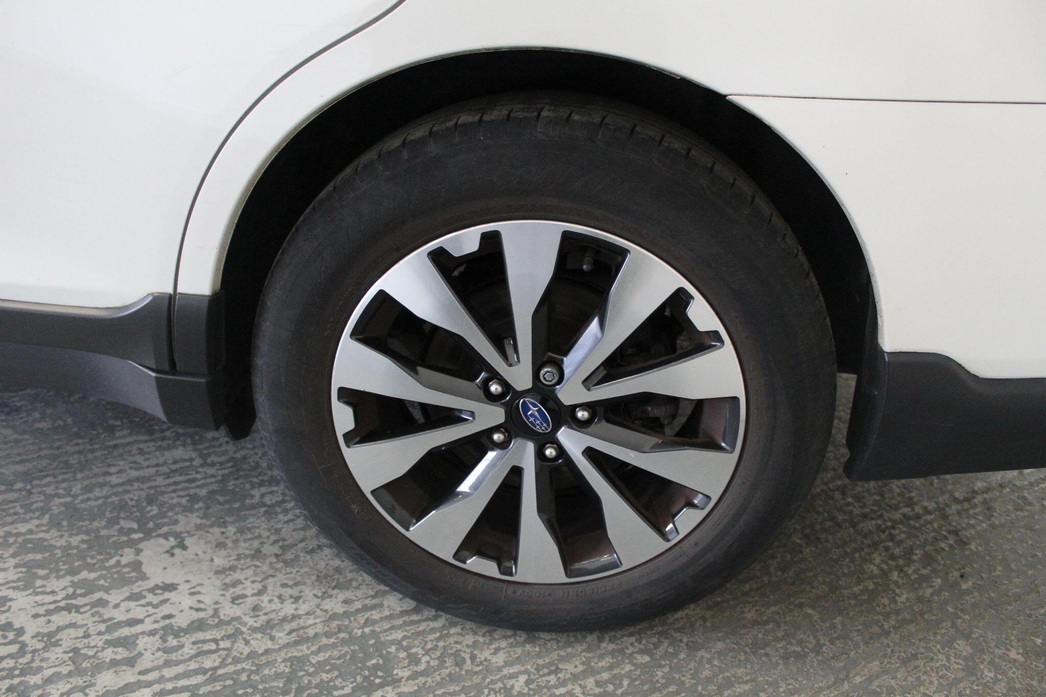 Subaru Outback view 59