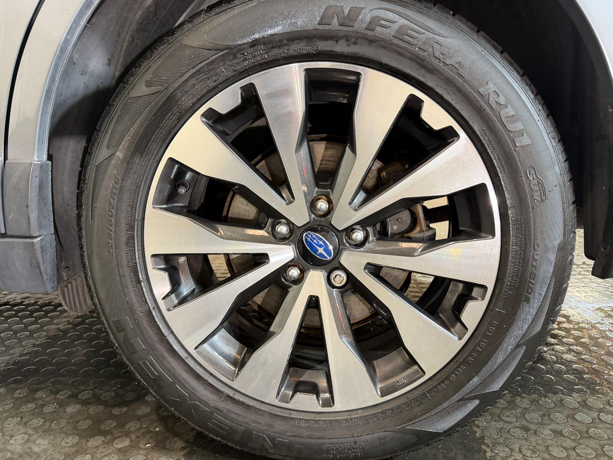 Subaru Outback view 32