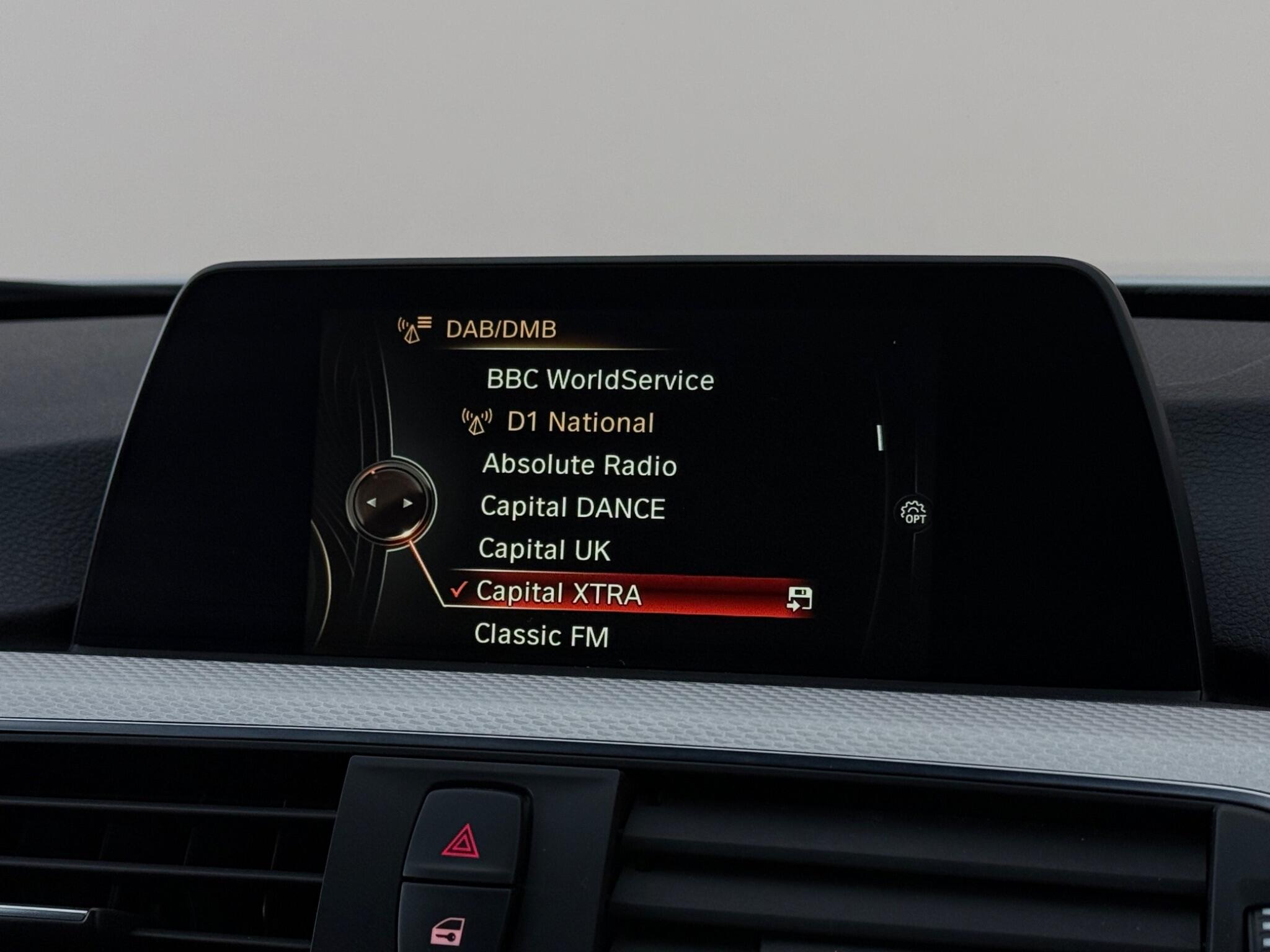 BMW 3 Series view 27