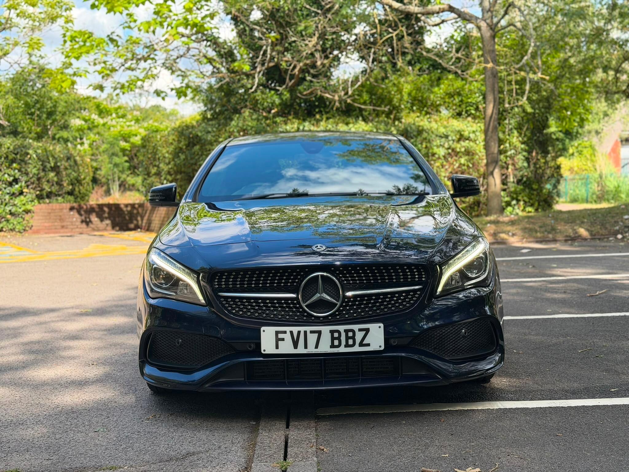 Mercedes-Benz Cla view 9