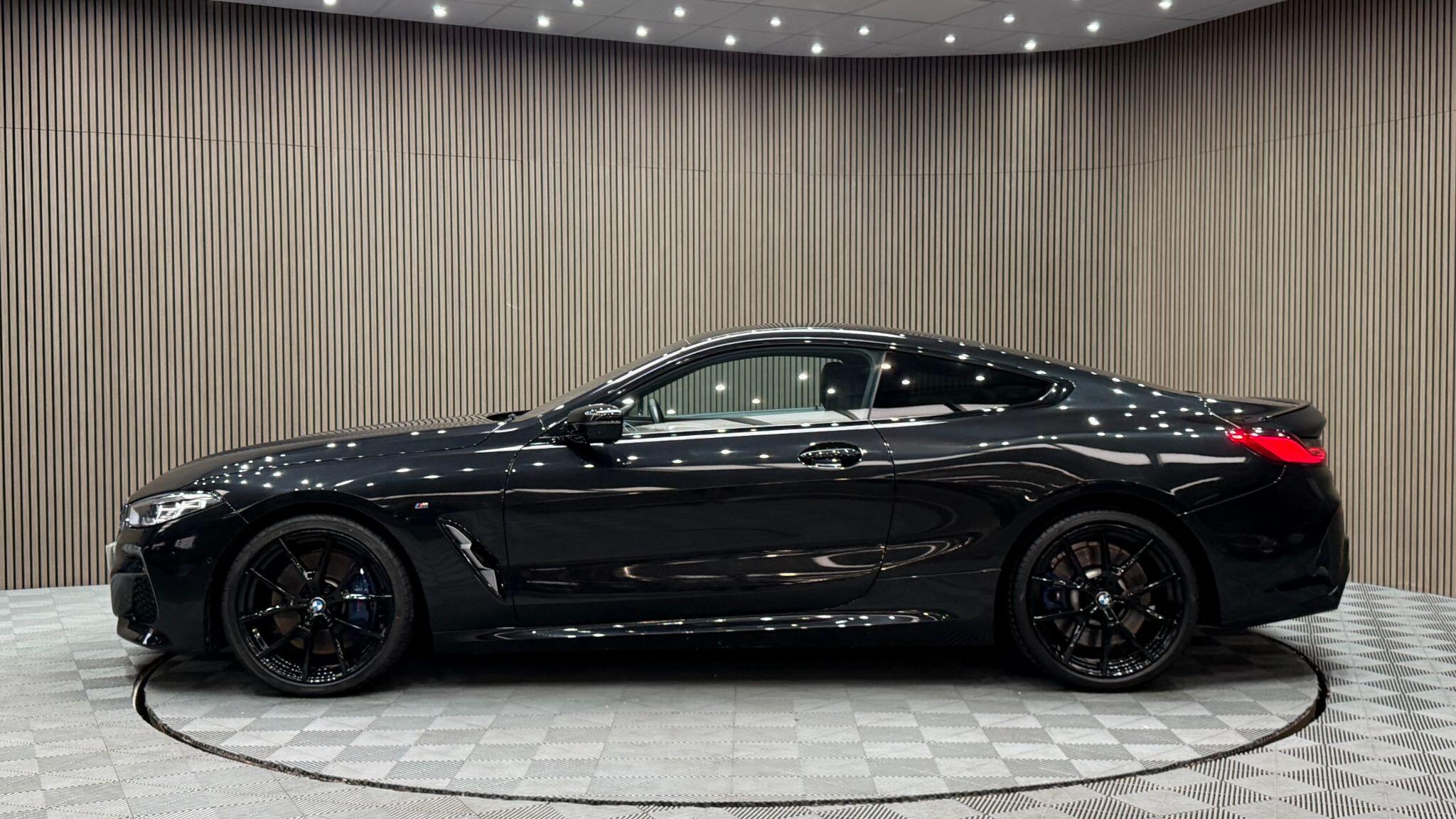 BMW 8 Series view 56