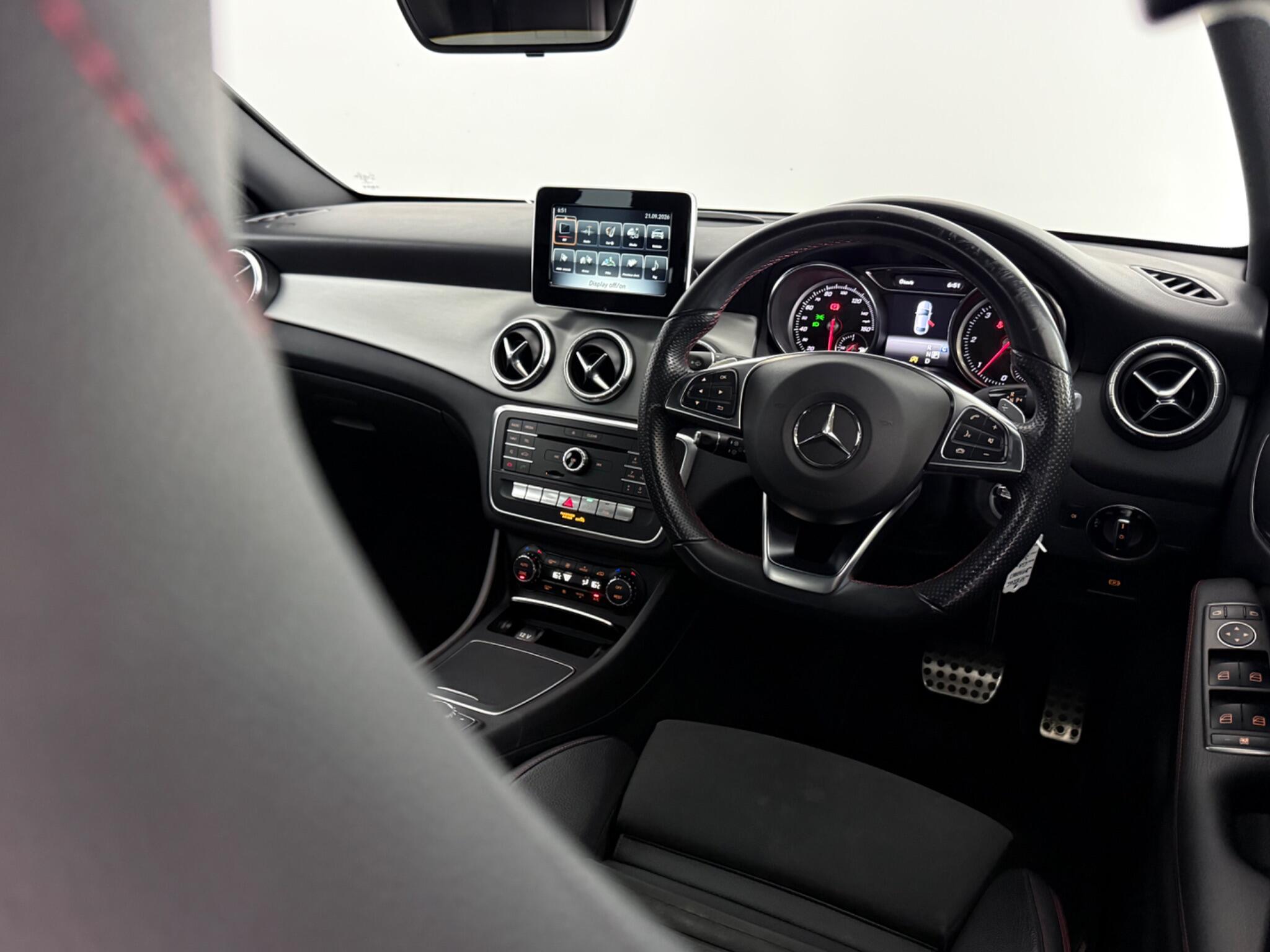 Mercedes-Benz CLA view 12