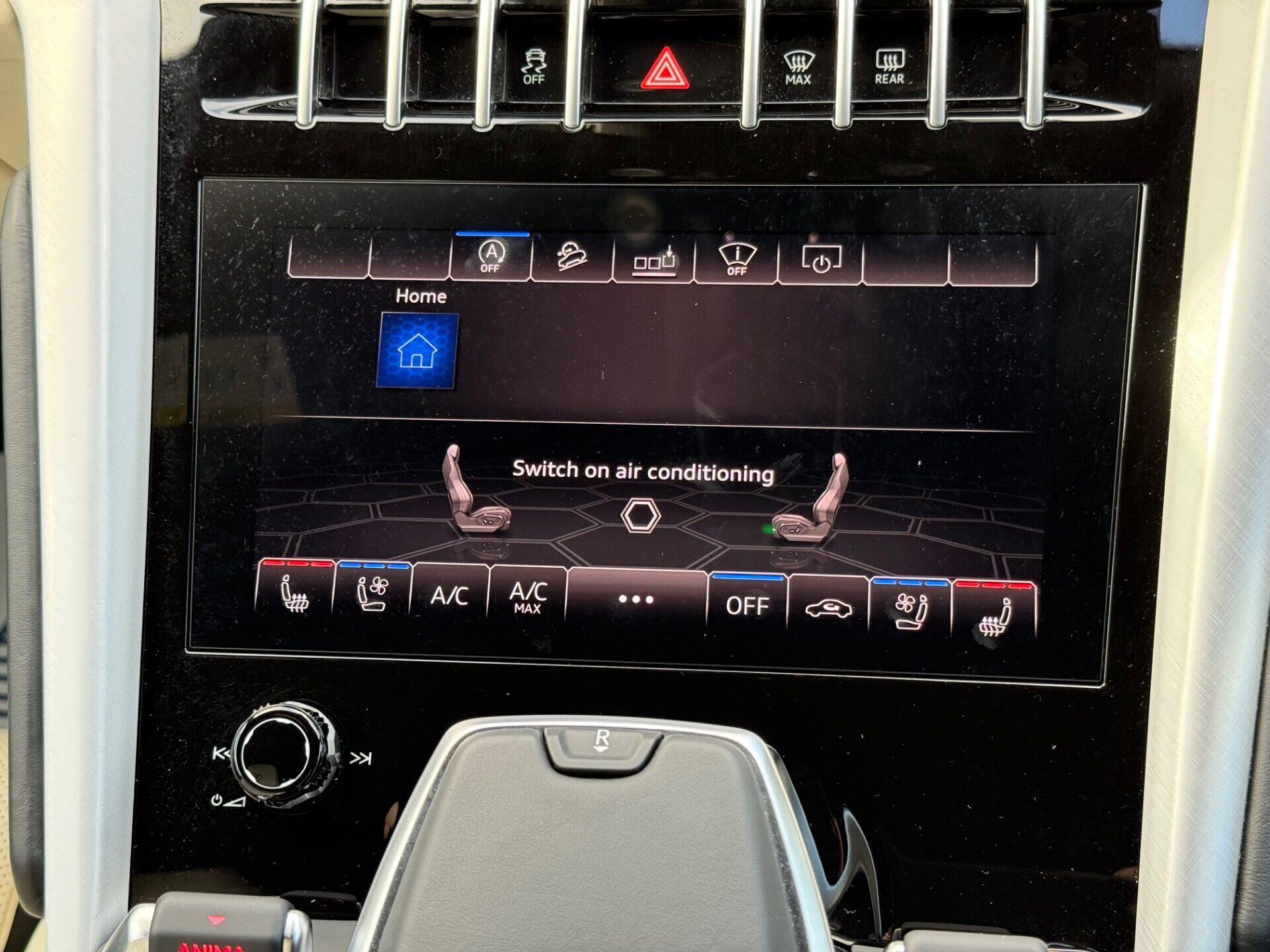 Lamborghini Urus view 61