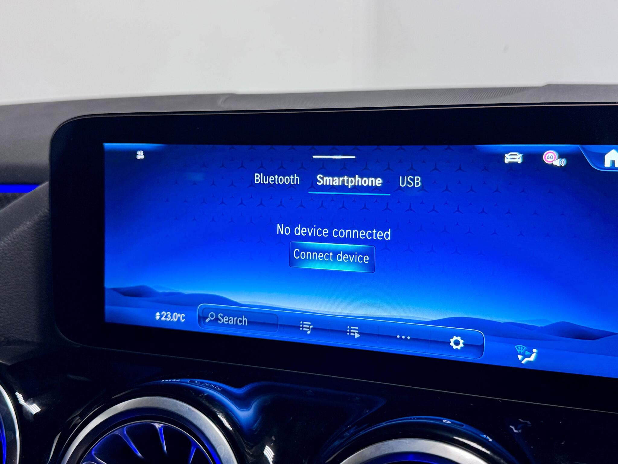 Mercedes-Benz Gla view 43