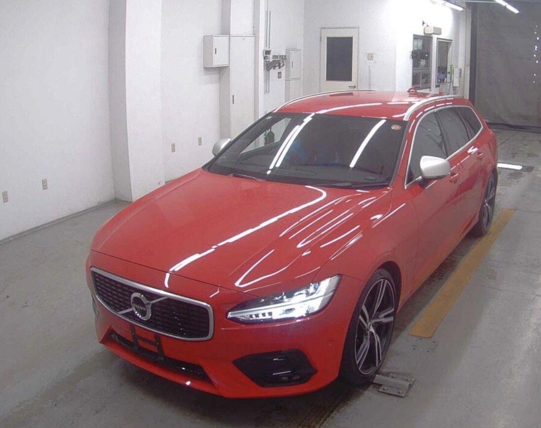 Volvo V90 view 2