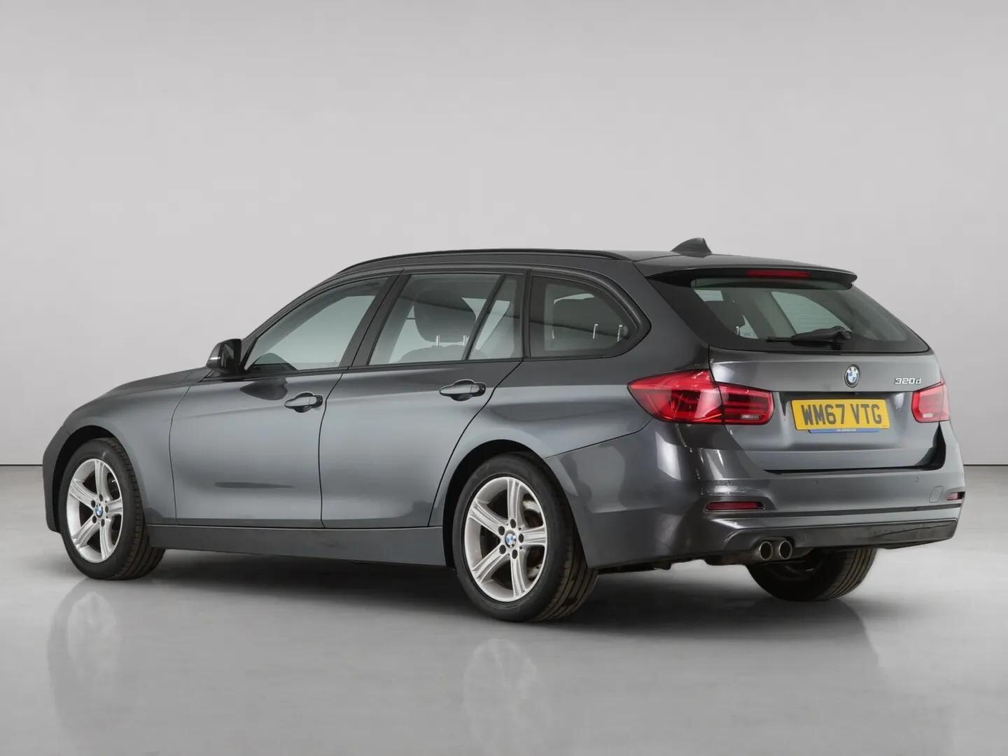BMW 3 Series view 6