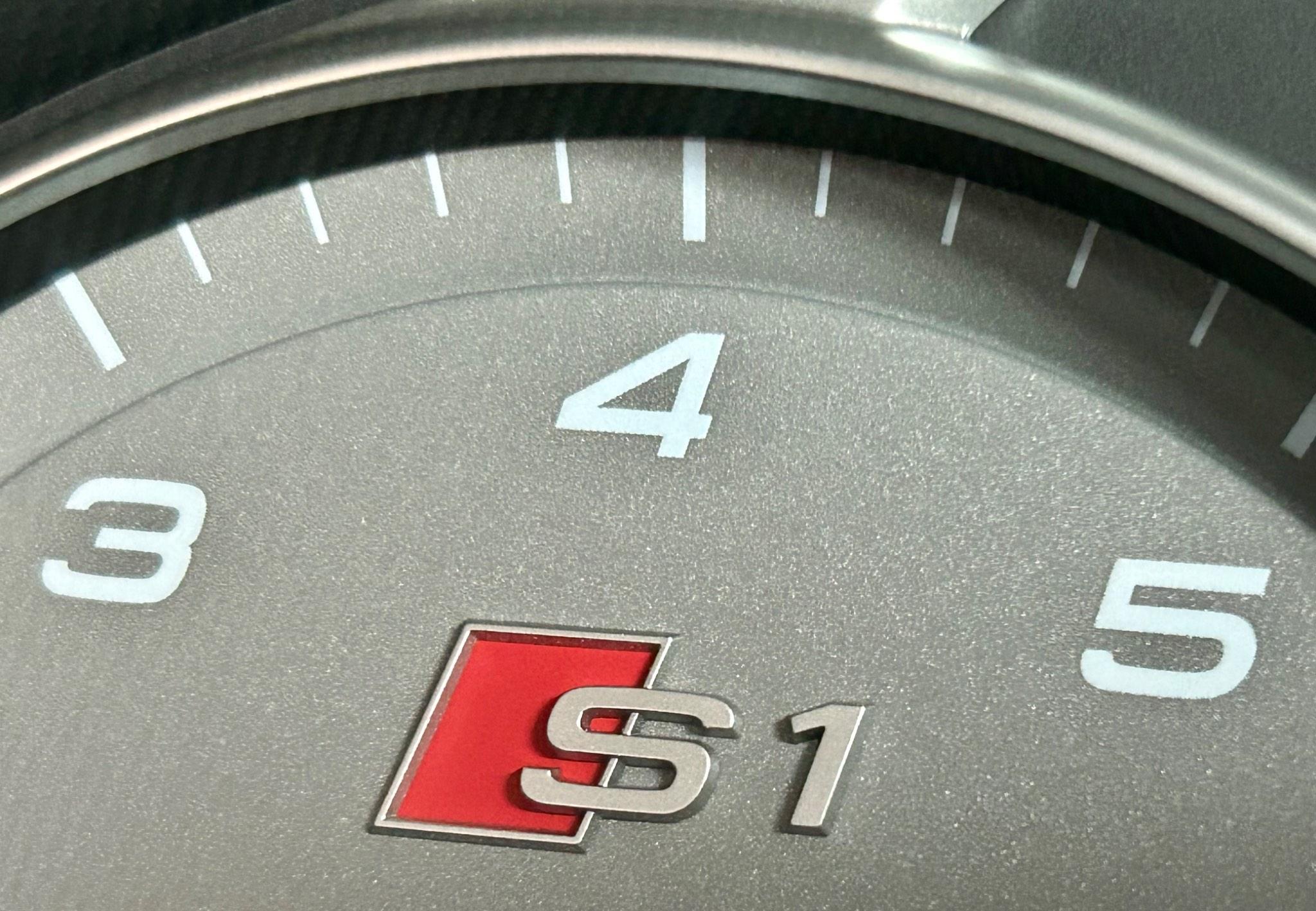 Audi S1 view 45