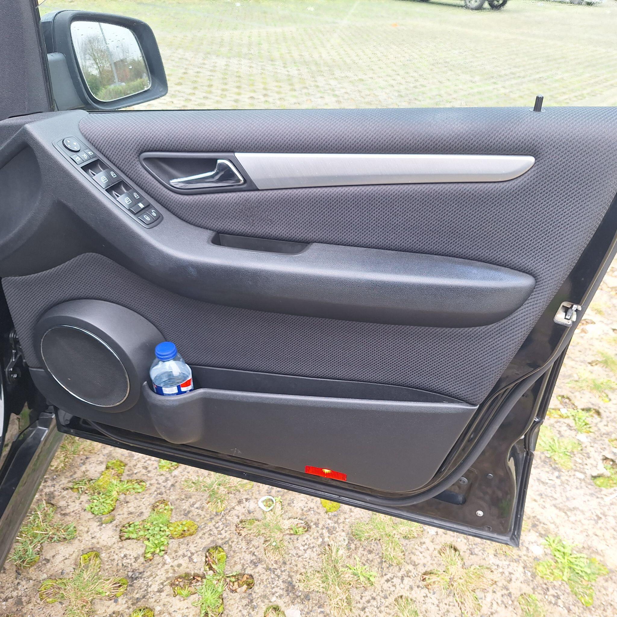 Mercedes-Benz B-Class view 61