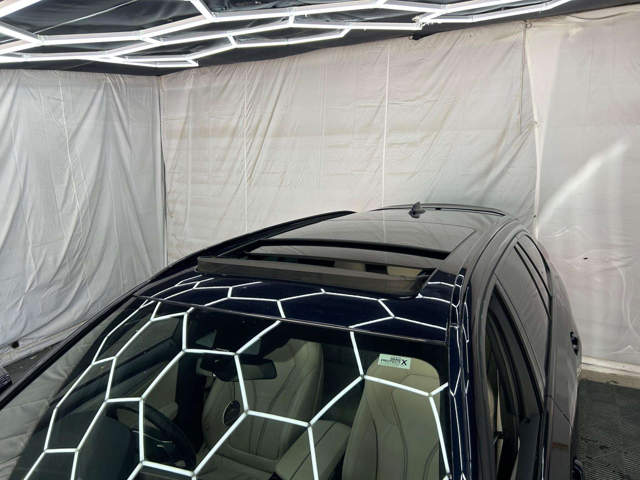 BMW 5 Series view 49
