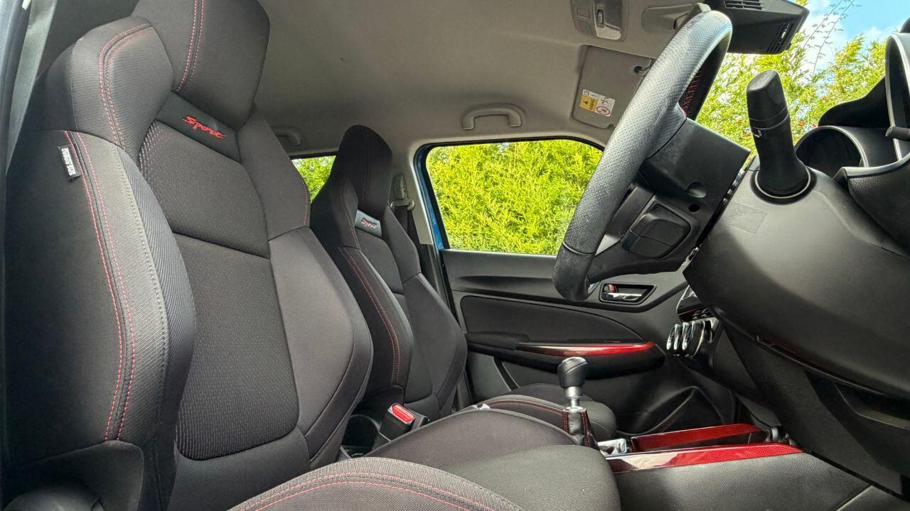 Suzuki Swift view 10