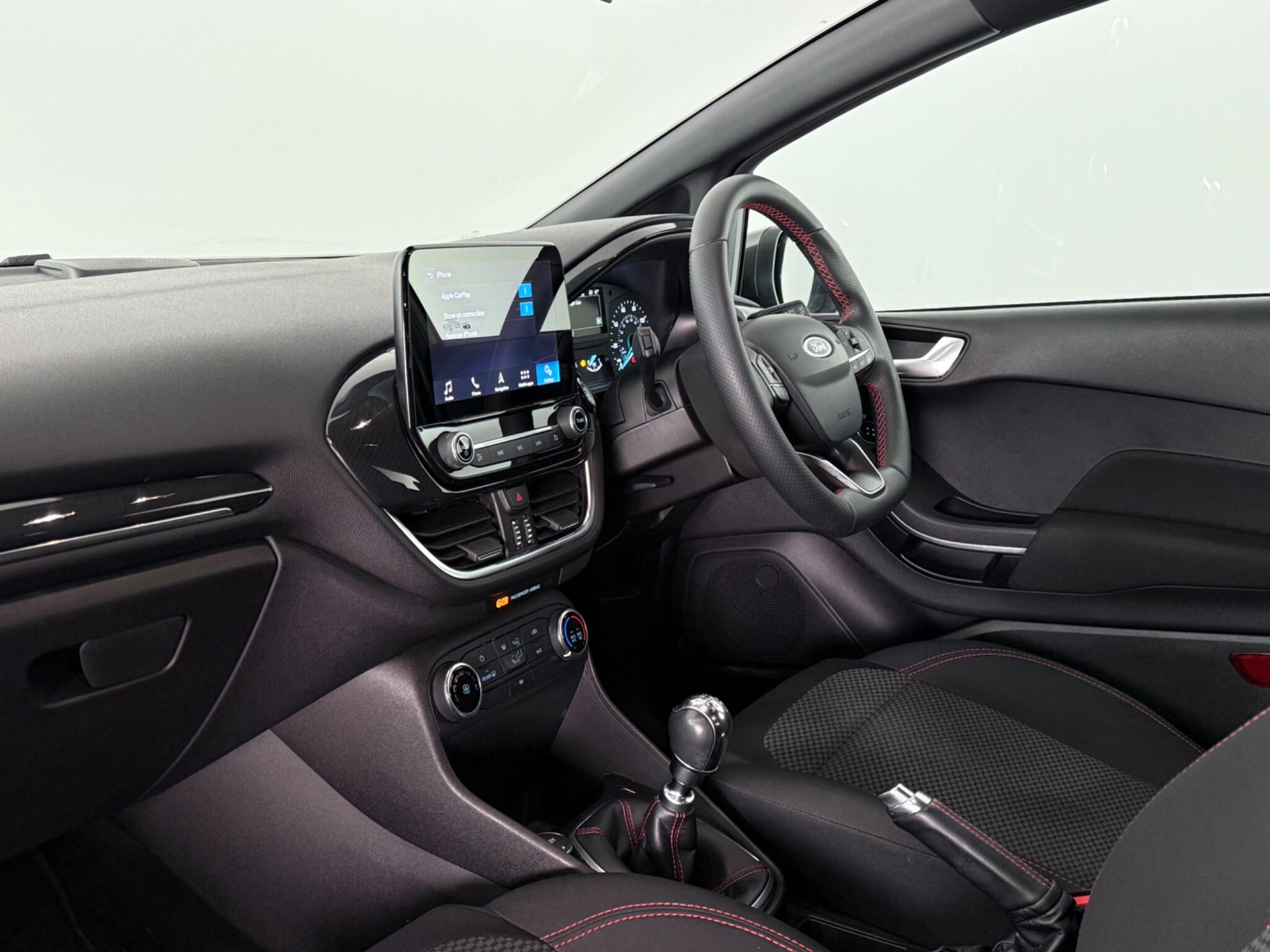 Ford Fiesta view 12