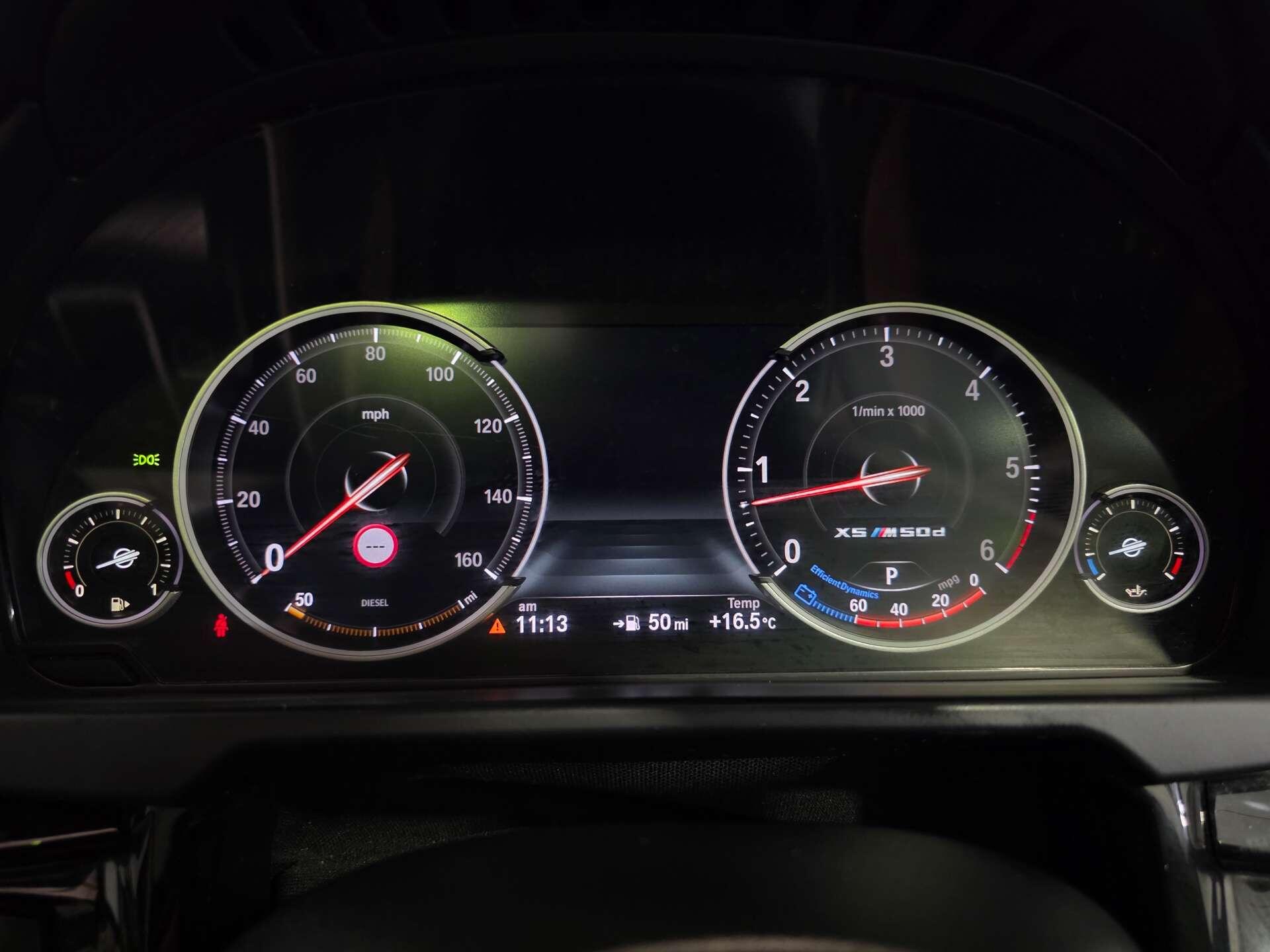 BMW X5 view 18