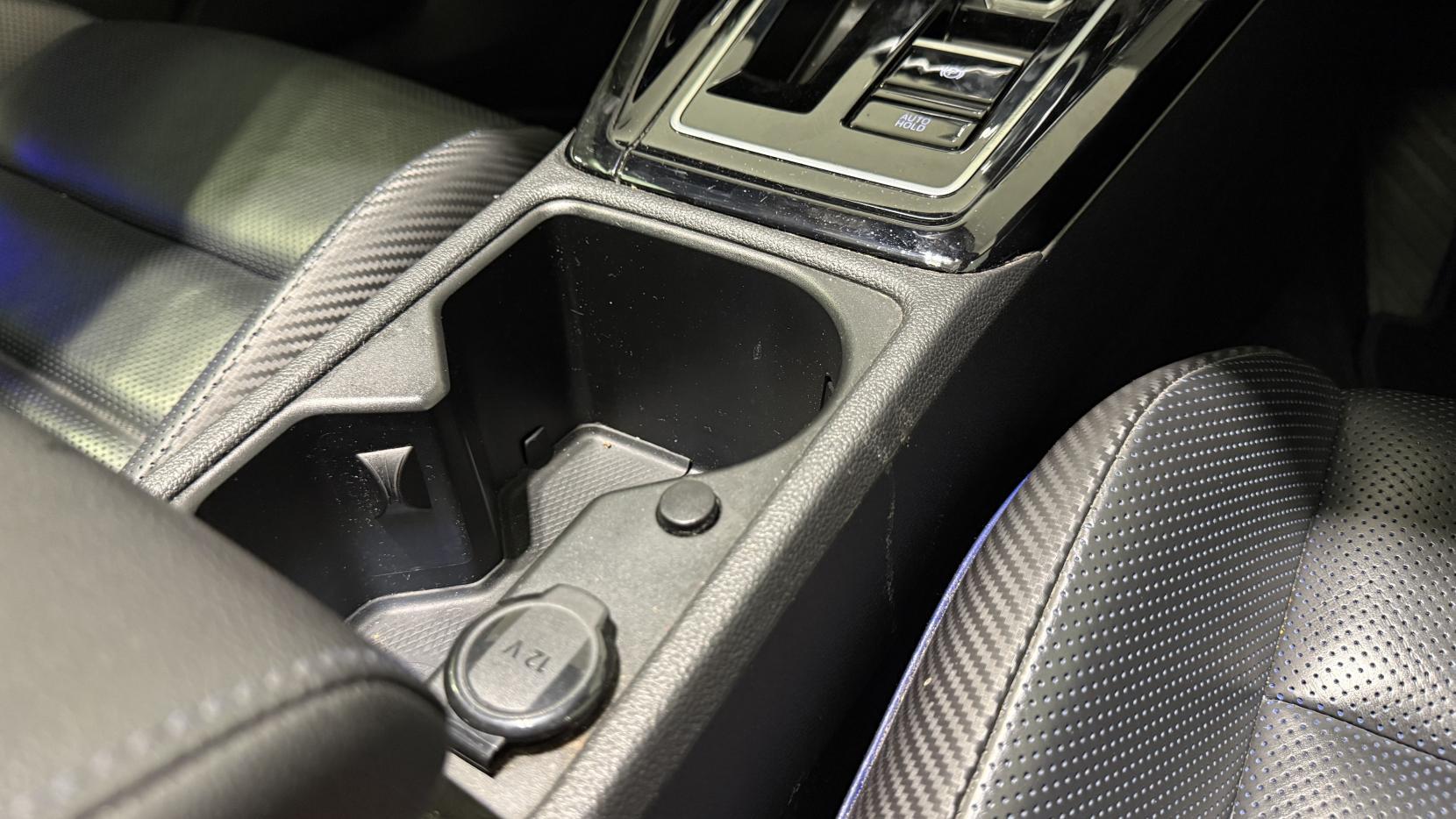 Volkswagen Golf view 23