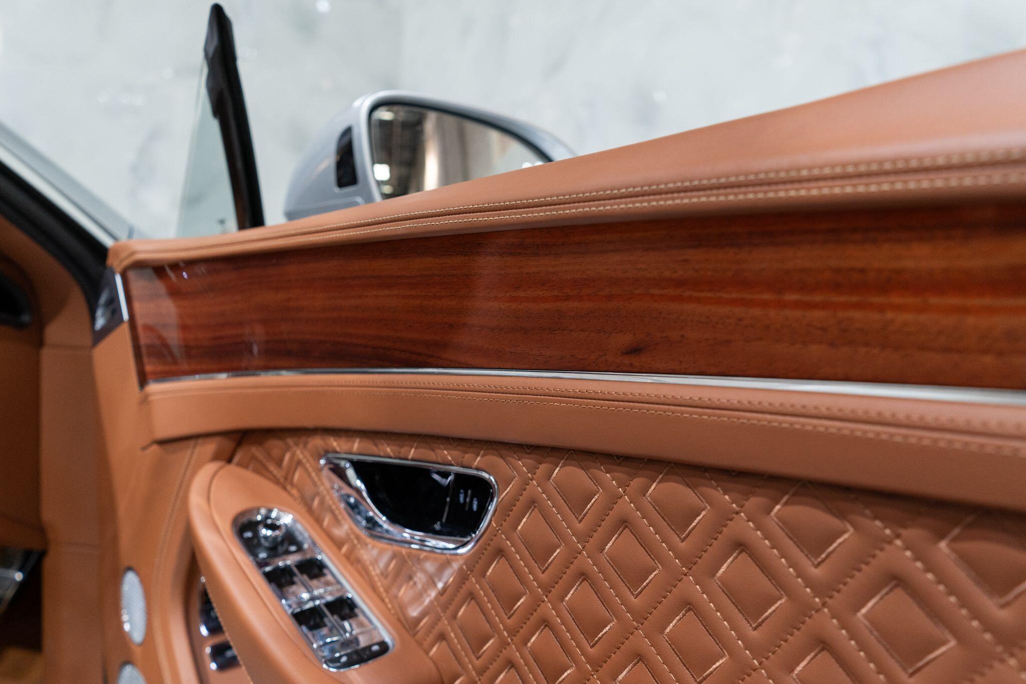 Bentley Continental view 37