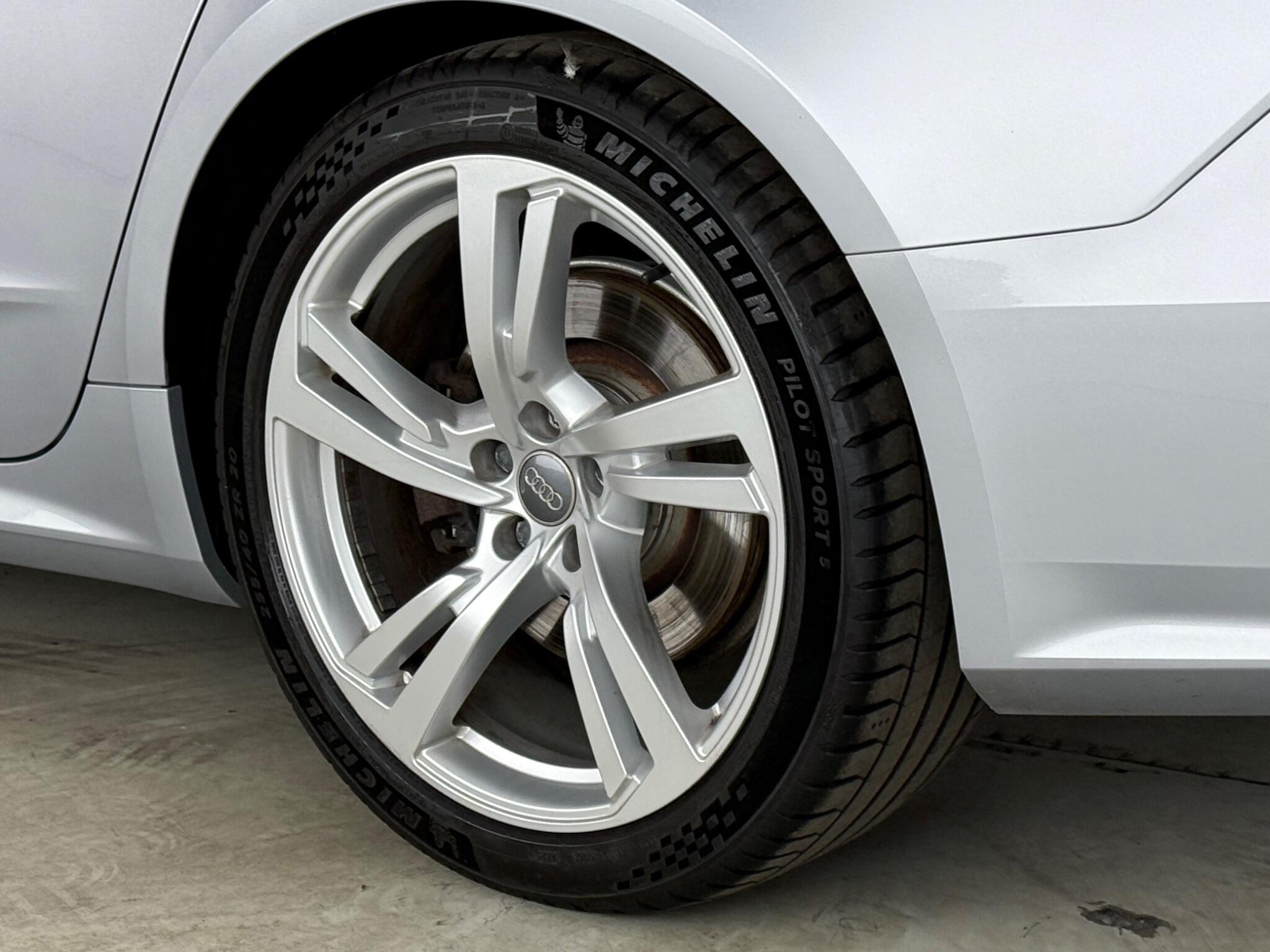 Audi A7 view 9