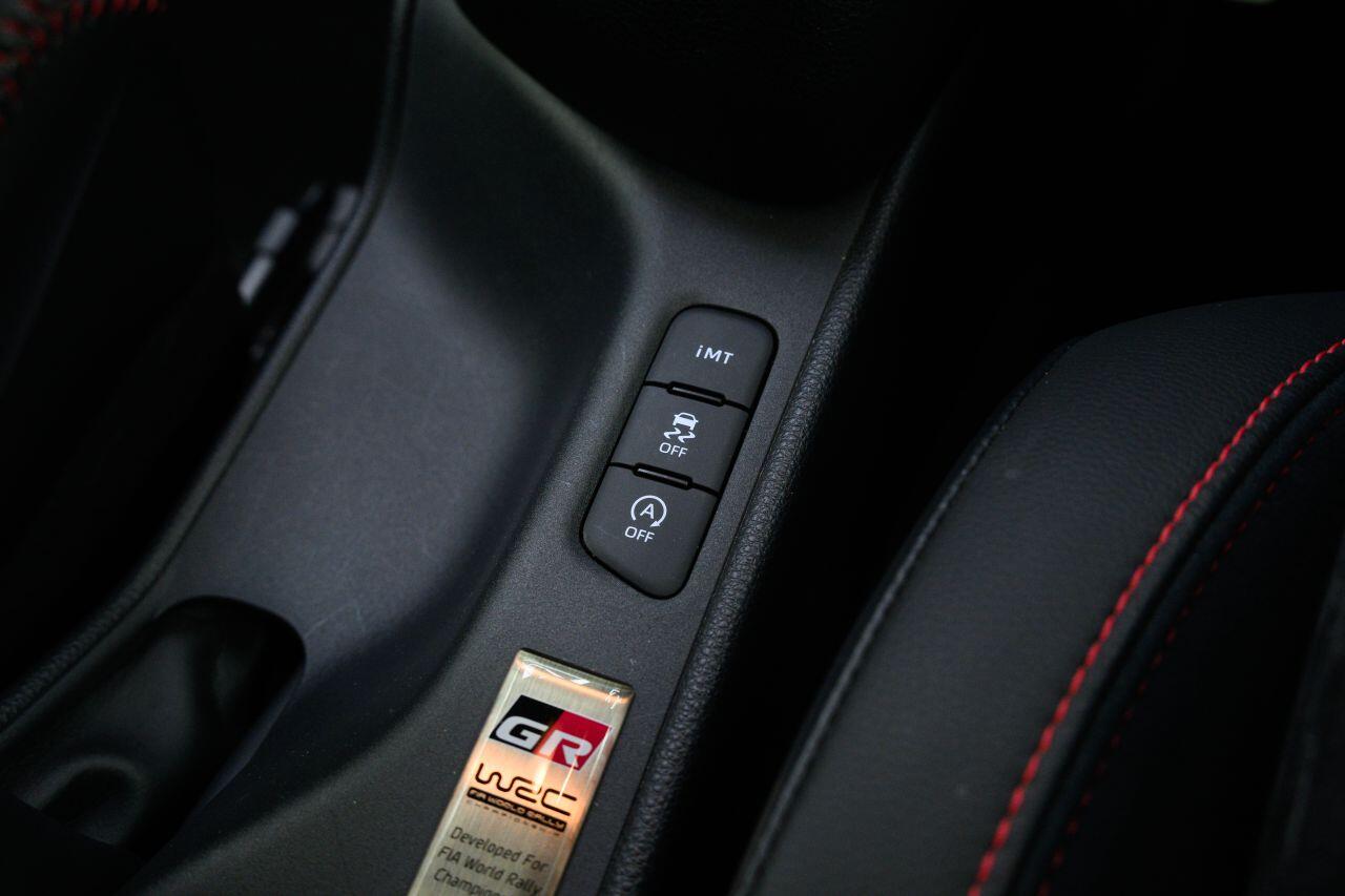 Toyota Yaris view 33