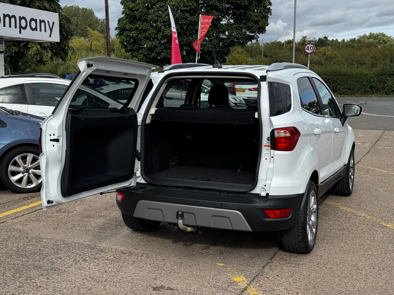 Ford Ecosport view 14