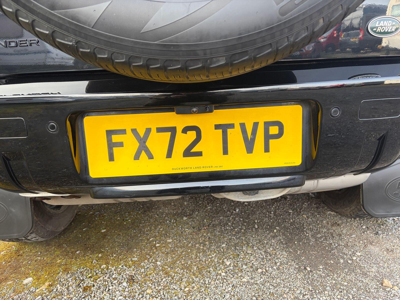 Land Rover Defender view 22