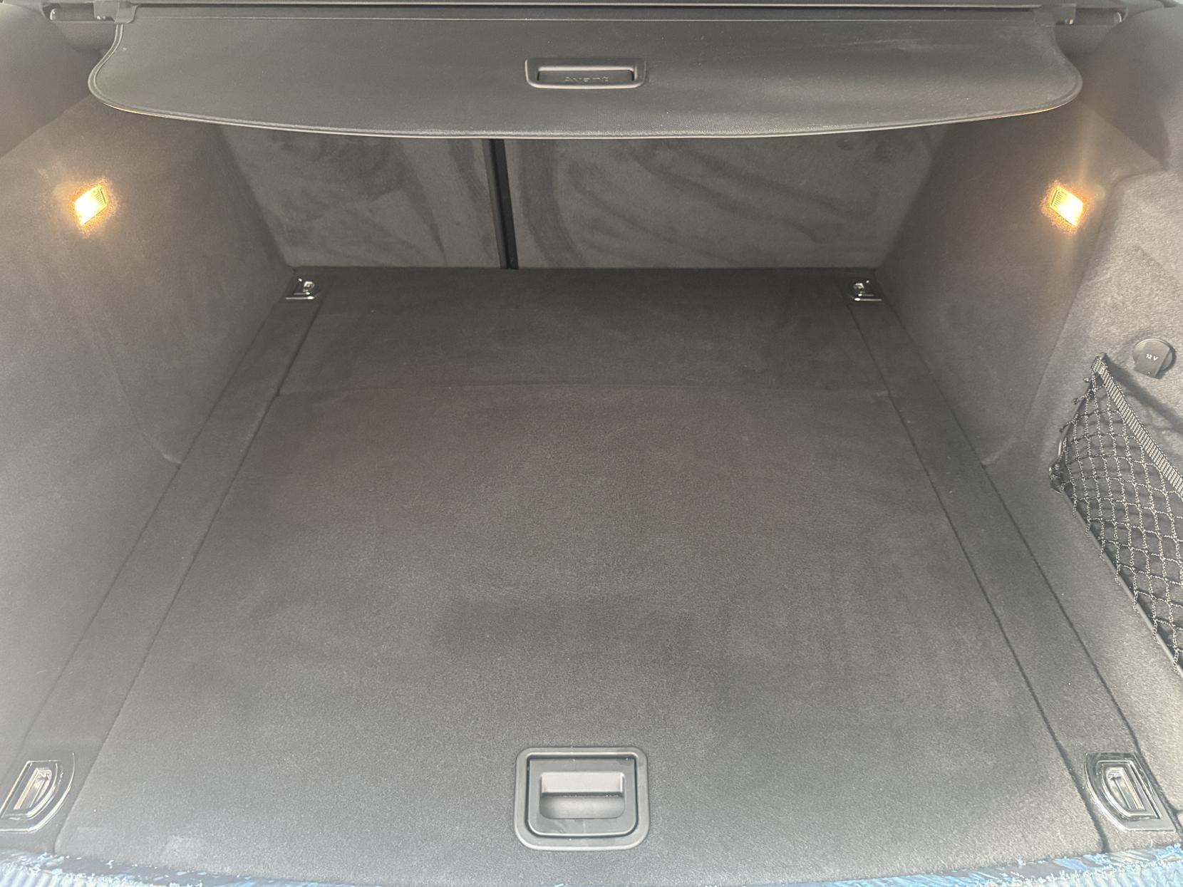 Audi A4 Avant view 77