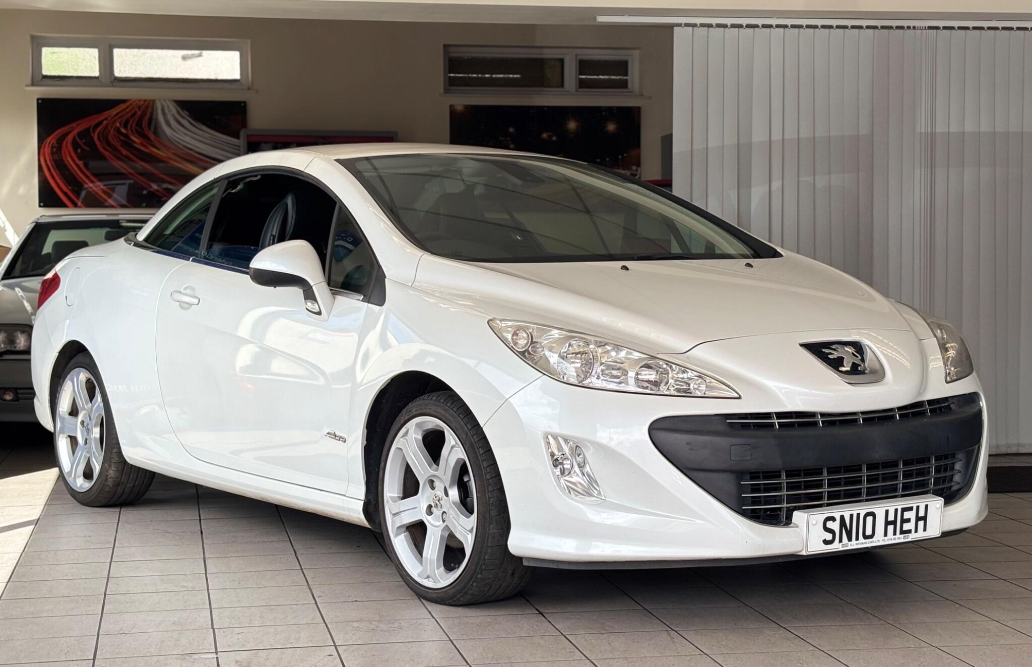 Peugeot 308 view 2