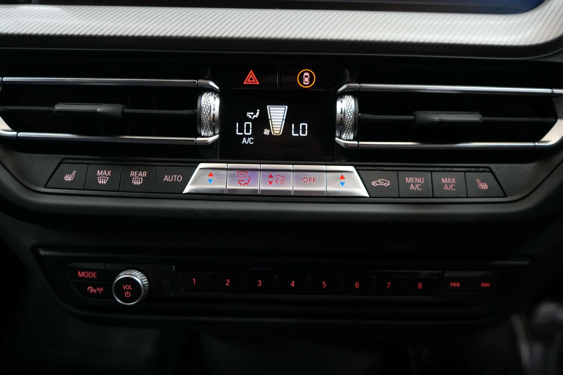 BMW 1 Series view 29
