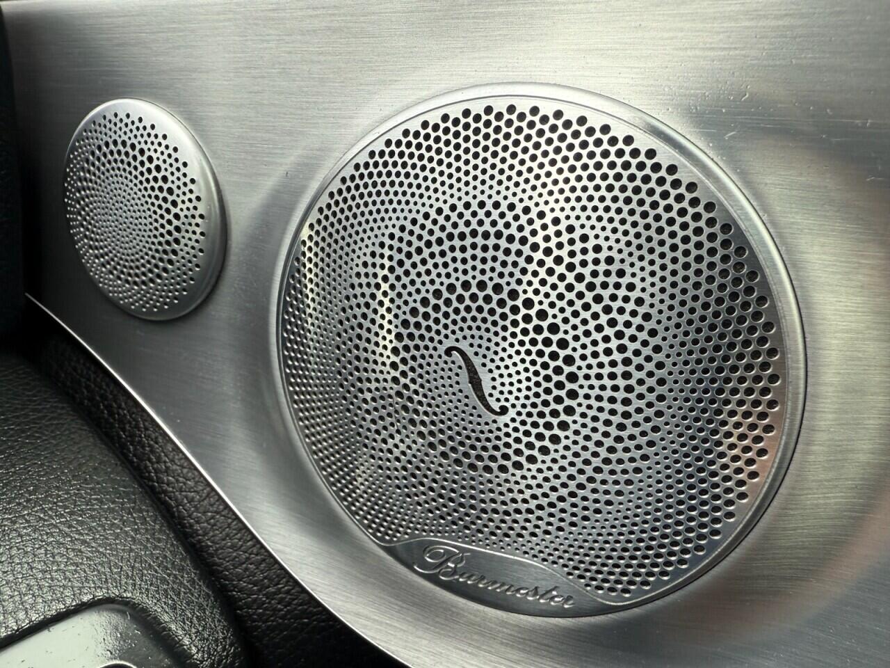 Mercedes-Benz C Class view 27