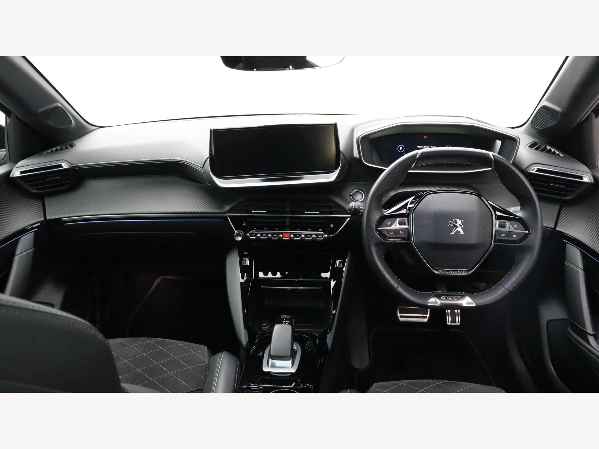 Peugeot e-208 view 6