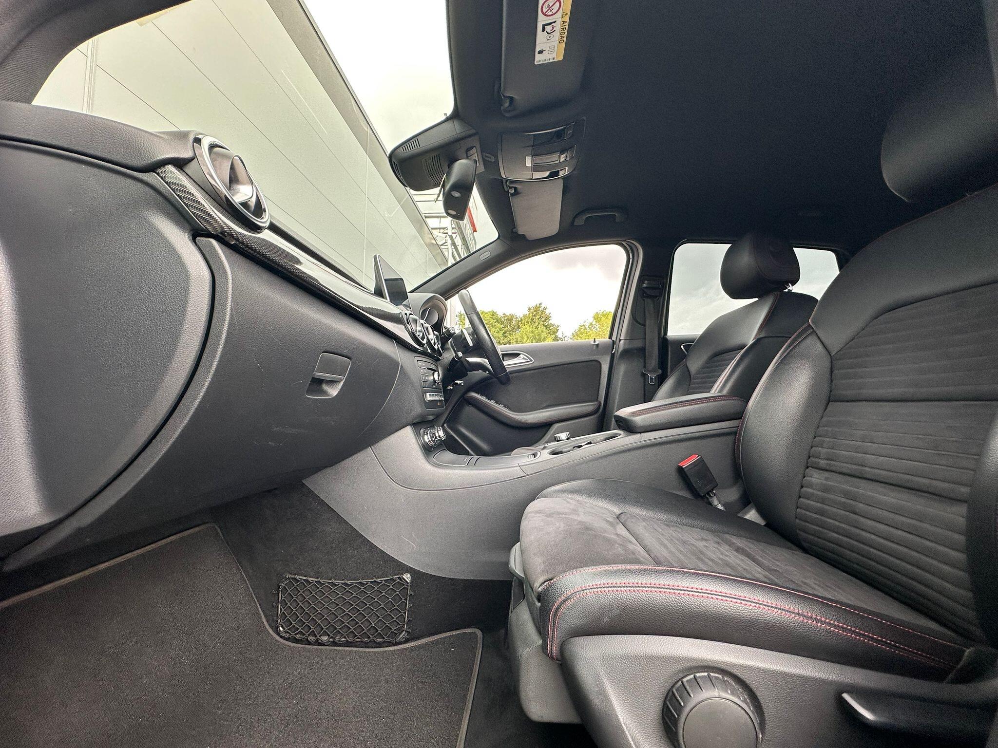 Mercedes-Benz B Class view 25