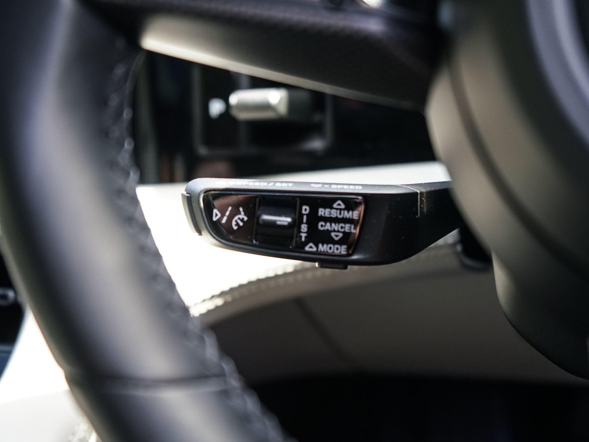 Porsche Taycan view 51