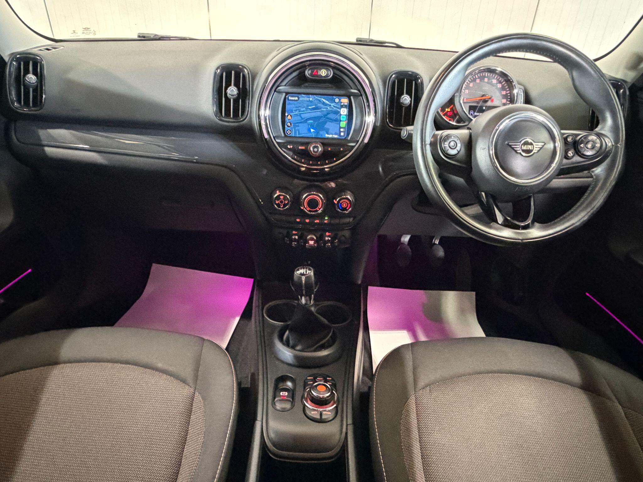 Mini Countryman view 14