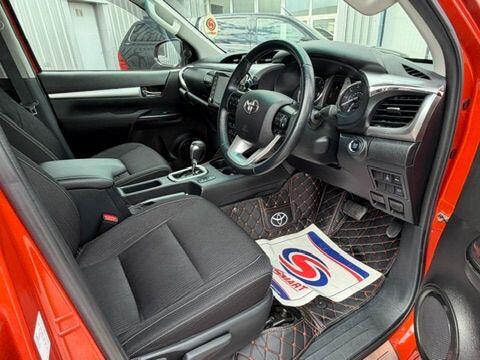 Toyota Hilux view 9