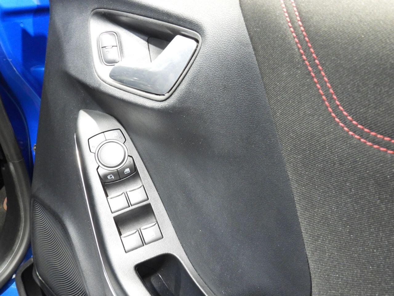 Ford Puma view 29