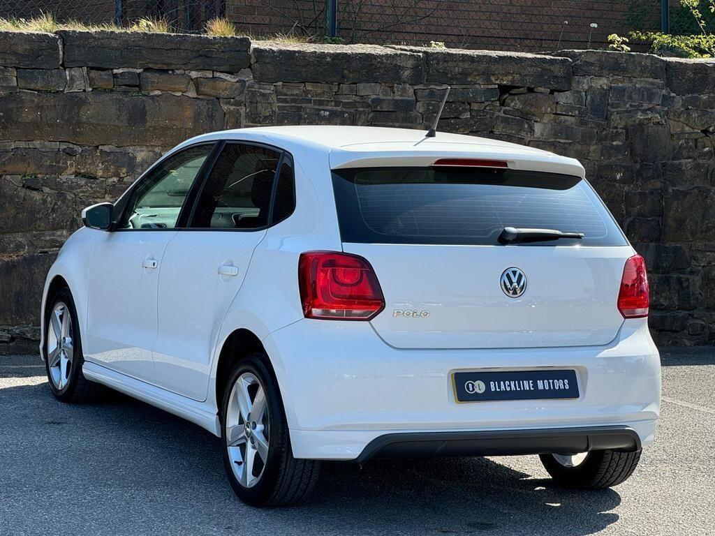 Volkswagen Polo view 5