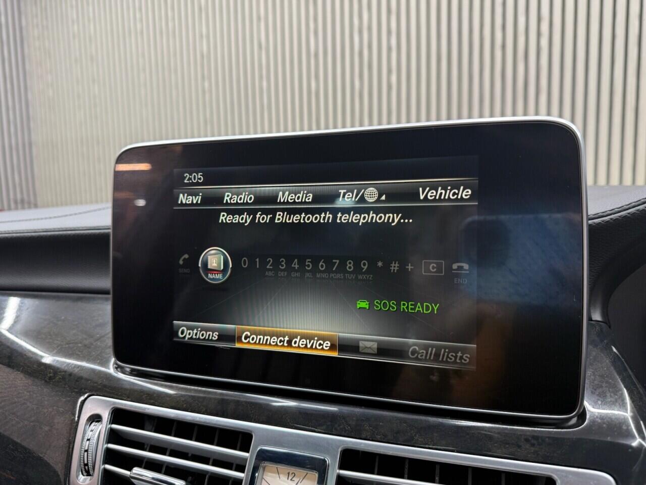 Mercedes-Benz CLS view 16